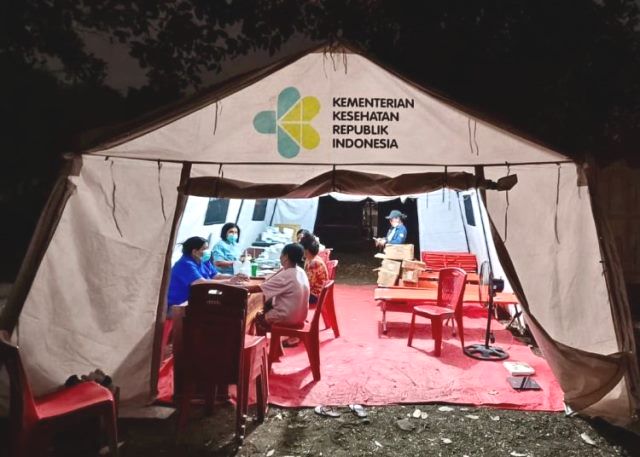 Kemenkes bergerak cepat bantu korban erupsi Gunung Lewotobi Laki-Laki. (Foto: Dok. Birkom Kemenkes)