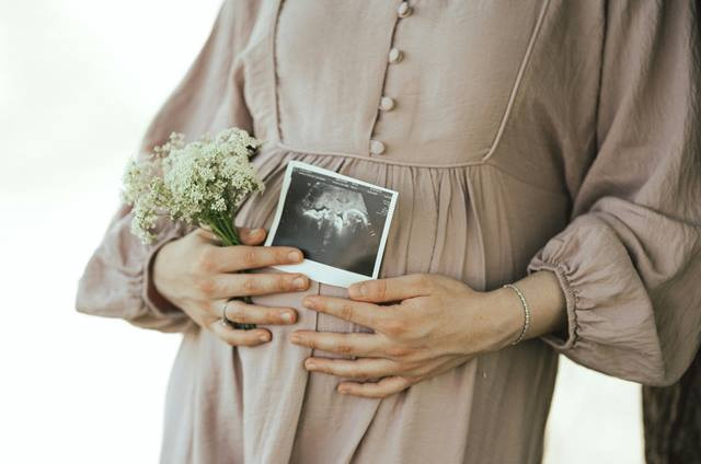 3 Berita Terpopuler Gaya: Tanyakan Ini Saat USG Kehamilan Hingga Kanker Payudara Pria