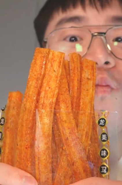 Pengobatan Pertama Saat Kamu Keracunan Jajanan Latiao