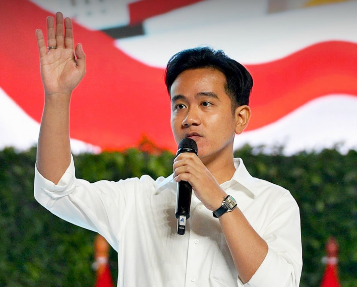 7 Fakta Gibran Bocorkan Suratnya ke Nadiem Makarim yang Tak Kunjung Ditanggapi