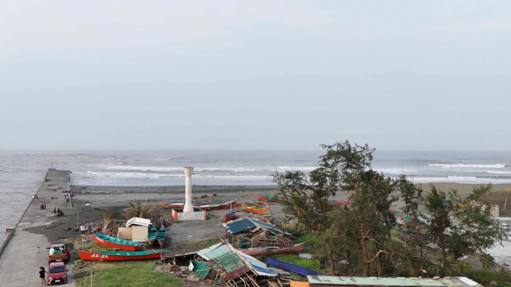 Topan Toraji Hantam Filipina, Jadi Badai Keempat dalam Sebulan