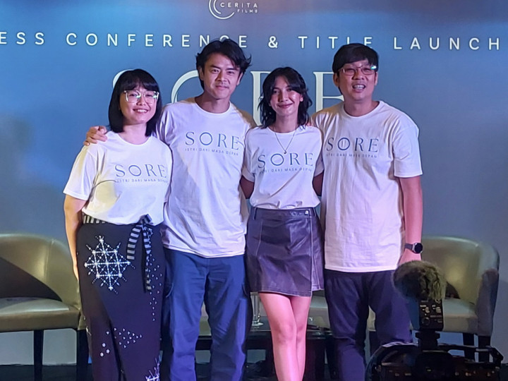 Syuting di 3 Negara, Film Sore: Istri Dari Masa Depan Tayang 2025