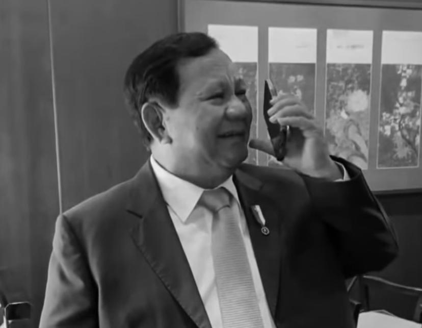 Presiden Prabowo Subianto berbincang via telepon dengan Presiden terpilih AS, Donald Trump. (Instagram/@prabowo)