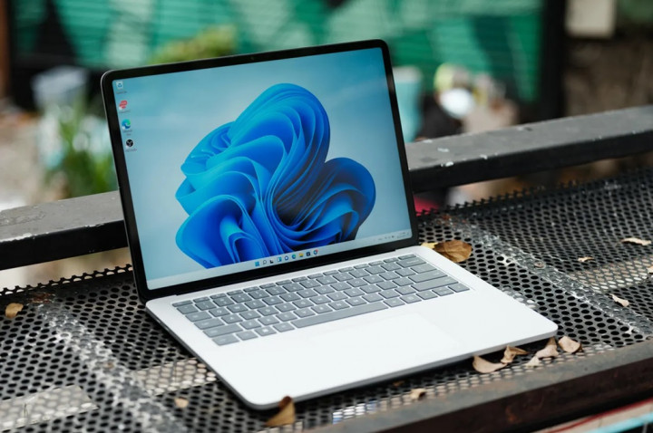 Cara Memeriksa Versi Windows di Laptop