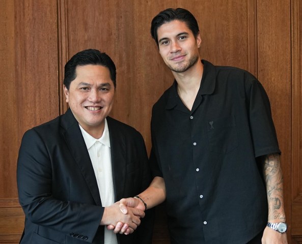 Erick Thohir bersama Kevin Diks. foto: instagram