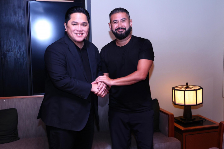 Bertemu Putra Mahkota Johor, Erick Thohir Ajak Naikkan Kualitas Sepak Bola ASEAN ke Level Dunia