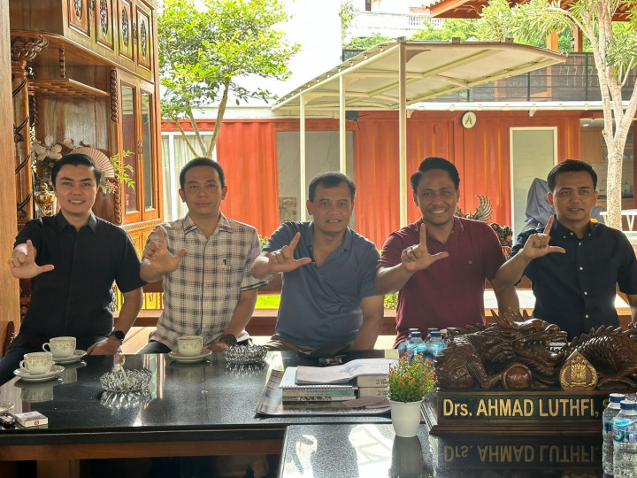 Relawan Jateng Muda Siap Menangkan Ahmad Luthfi-Taj Yasin