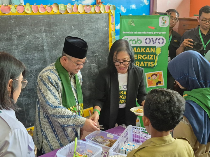 Abdul Mu'ti Tinjau Uji Coba Makan Bergizi Gratis di Sekolah Yogyakarta