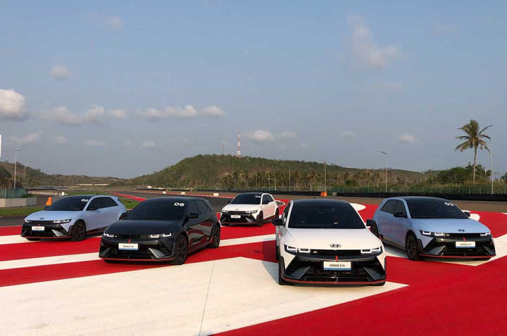 Balap Mobil Listrik? Sunny TS: Tantangannya di Ban Balap!