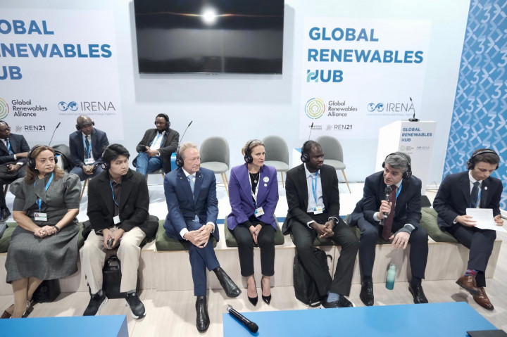 Anak Muda Indonesia Ini Suarakan Langkah Konkret Dukung Transisi Energi di COP29 Azerbaijan