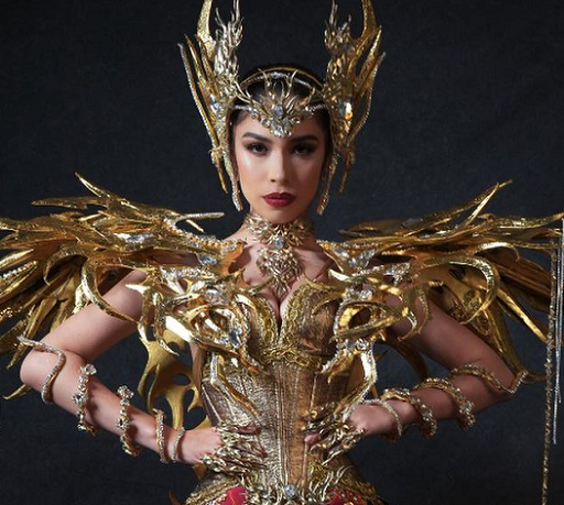 Miss Indonesia 2024, Clara Shafira Krebs mengenakan kostum nasional 'Guardian Angel of Nusantara'. (Foto: Dok. Instagram/@missindonesiauniverse 2024 )