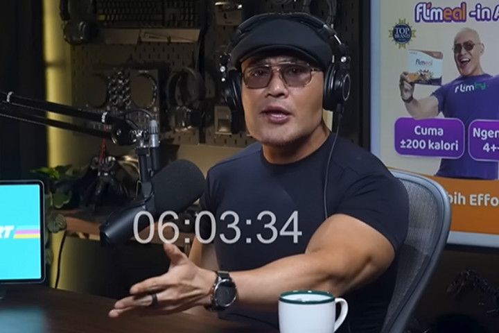 Ribut dengan Farhat Abbas, Denny Sumargo Diomeli Deddy Corbuzier