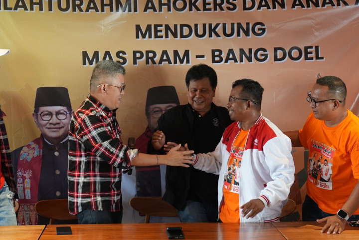 Ahokers-Anak Abah Satukan Dukungan di Pilkada Jakarta