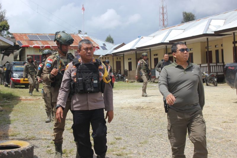 Satgas Damai Cartenz Beri Dukungan Pengamanan Pilkada di Puncak Papua Tengah