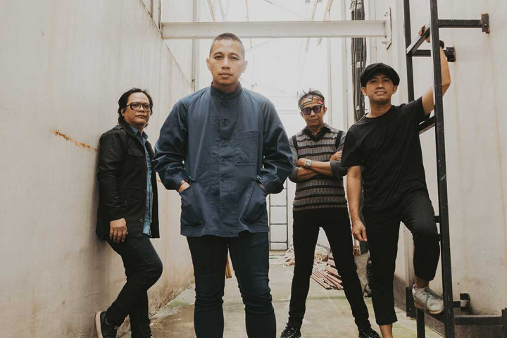 Lagu Baru The Rain Terinspirasi Ebiet G. Ade dan Iwan Fals