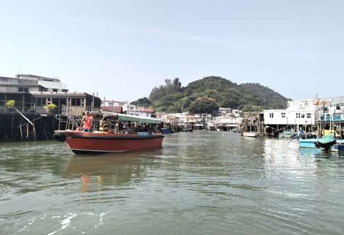 Tai O adalah rumah bagi suku Tanka, masyarakat nelayan yang membangun rumah mereka di atas lahan pasang surut Lantau Island selama beberapa generasi. Foto: Dok. Medcom.id/Yatin Suleha