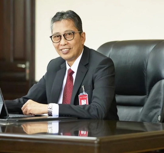 Kisah Alumnus Unair, Gagal Jadi Dokter Kini Jabat Dirut Bank Jatim