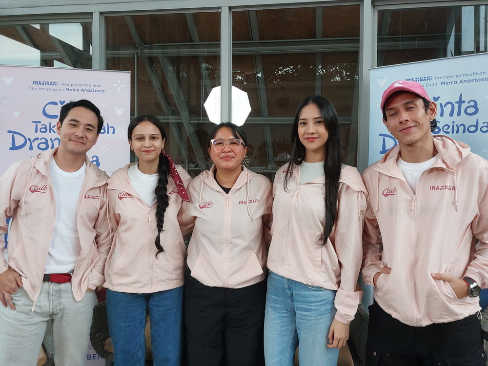 Sutradara dan Pemain Film Cinta Tak Seindah Drama Korea (Medcom/Rafi)