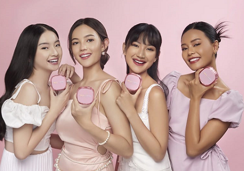 Skinlike Porefecting Cushion SPF 35 PA++++ salah satu produk True to Skin. (Foto: Dok. Istimewa)