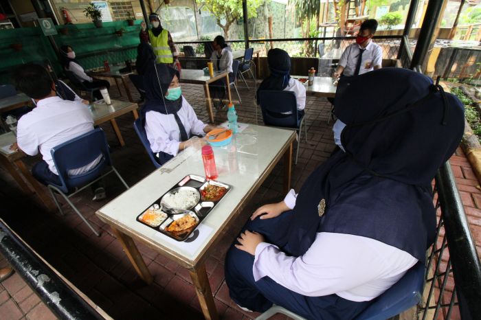 NasDem DKI Tolak Usulan Penarikan Retribusi Kantin Sekolah
