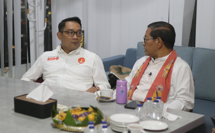 Anak Abah Cenderung Mendukung Ridwan Kamil Ketimbang Pramono