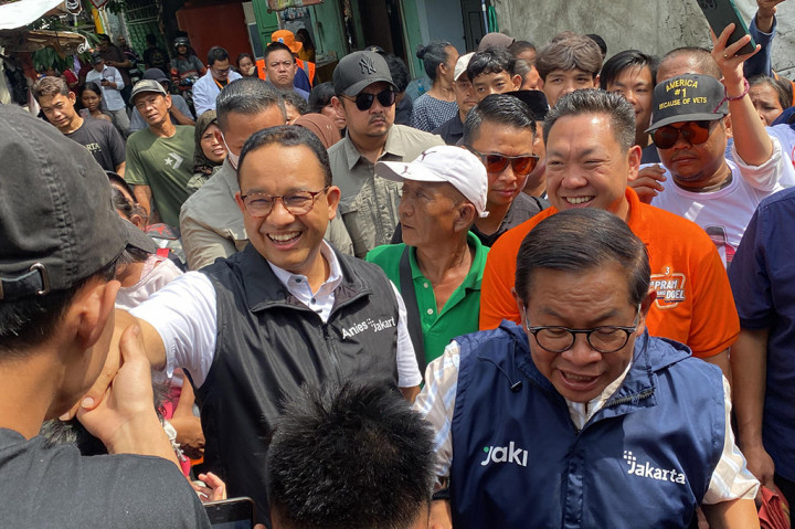Pramono Blusukan Bareng Anies di Kapuk Cengkareng