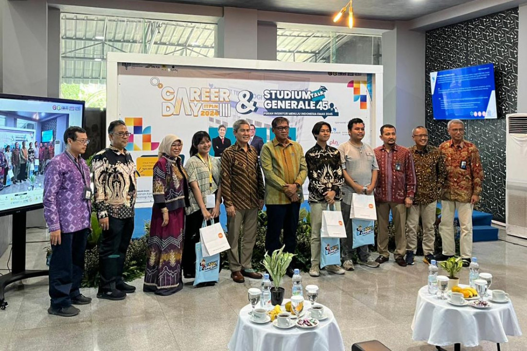 ITPLN Sukses Gelar Career Day dan Studium Generale Wisuda 45