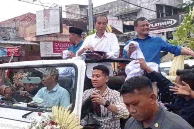 Berkonsep Pawai Budaya, Jokowi Turun Gunung Ikut Kampanye Luthfi-Yasin di Klaten
