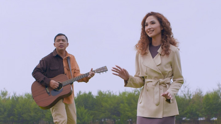 Nyanyikan Lagu Ade Govinda, Penyanyi Singapura Roziana Cindy Mencari Cinta Sejati
