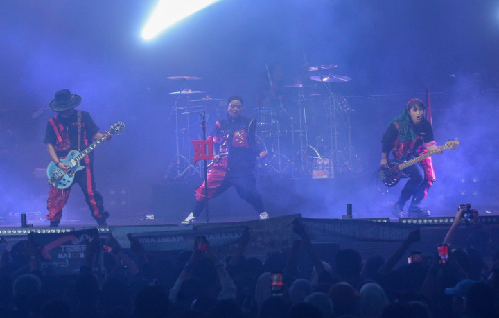 Aksi Kotak di Konser 2 Dekade, Shin Tae Yong Ikut Nonton