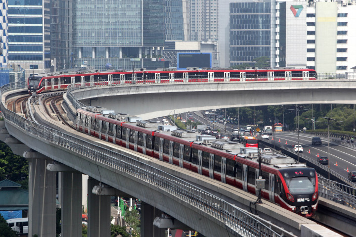 PT KAI Tambah Waktu Operasional LRT Jabodebek