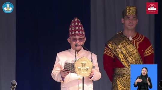 RUU Perlindungan Guru Belum Jelas, Mendikdasmen Optimalkan Aturan yang Ada