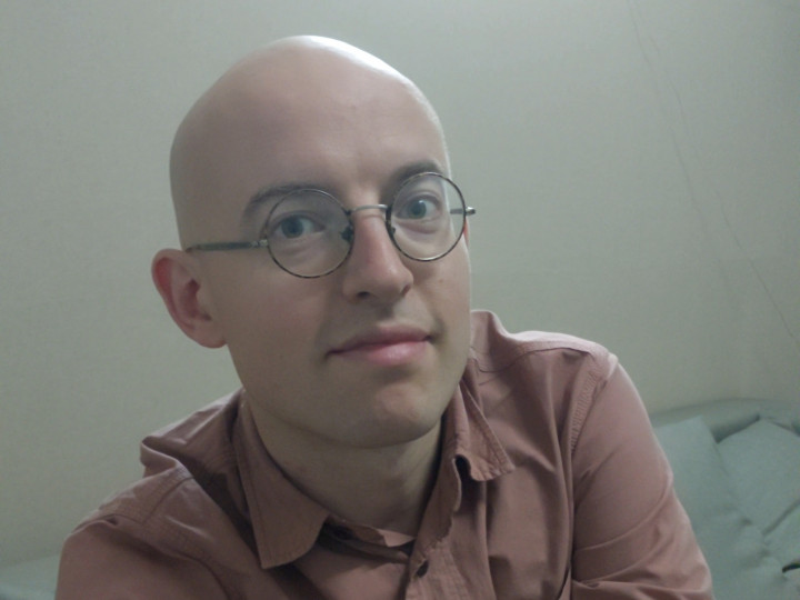 Reaksi Bombay Bicycle Club Cobain Sambal dan Nasi Goreng