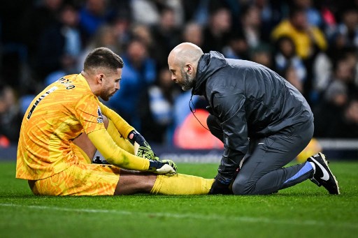 Pengorbanan Kiper Vicario Bawa Spurs Libas City dengan Angkle Patah