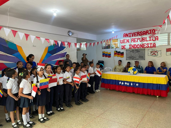 Serunya Perayaan Ulang Tahun Sekolah Republik Indonesia di Venezuela