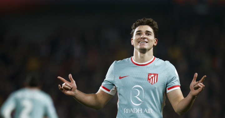 Atletico Pesta Gol ke Gawang Sparta Praha