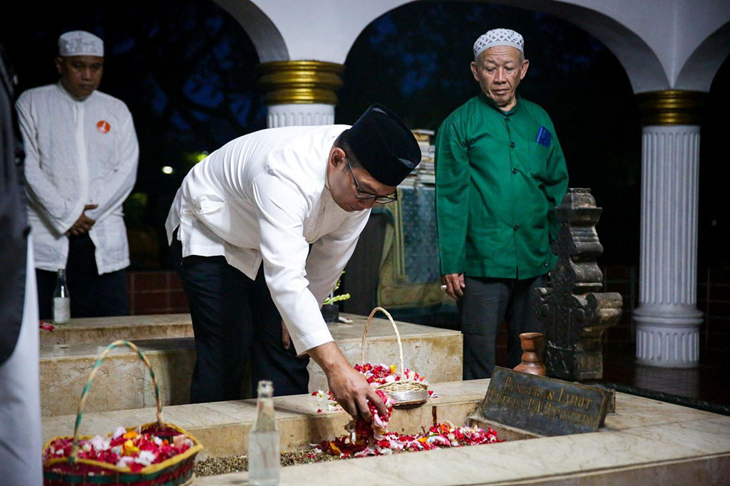 Potret RK Ziarah ke Makam Pangeran Jayakarta