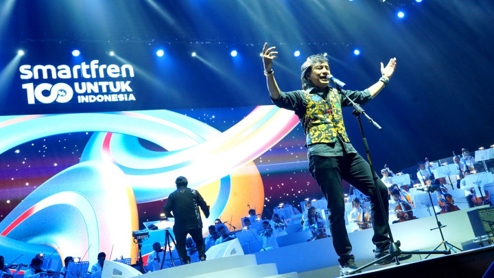 Smartfren Rayakan Karya Anak Bangsa via Malam 100 Cinta