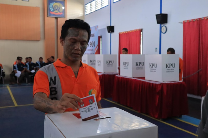 Ribuan Narapidana se-Jawa Timur Salurkan Hak Pilih Pilkada di TPS Khusus