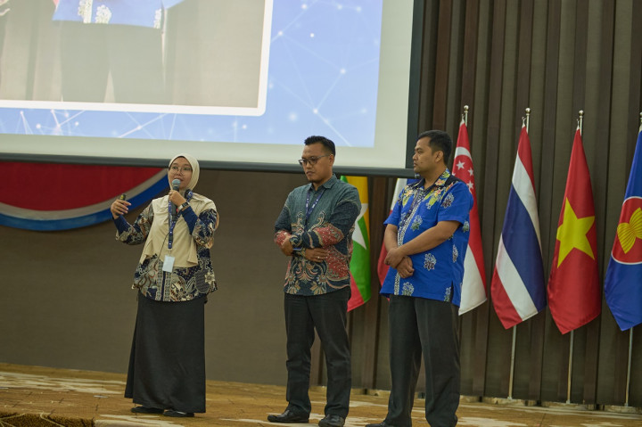 Hari Guru Nasional dan Transformasi Pendidikan Berbasis AI