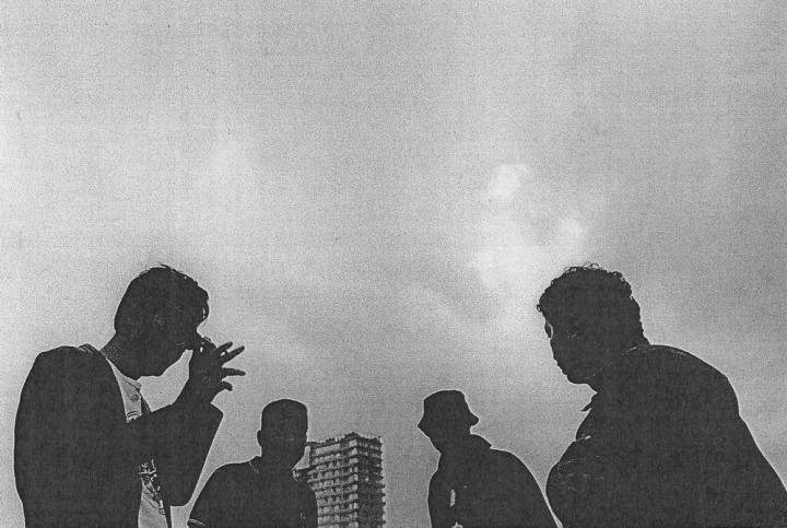 Evolusi Negative Lovers Menuju Kegelapan di Single 'Shatter'