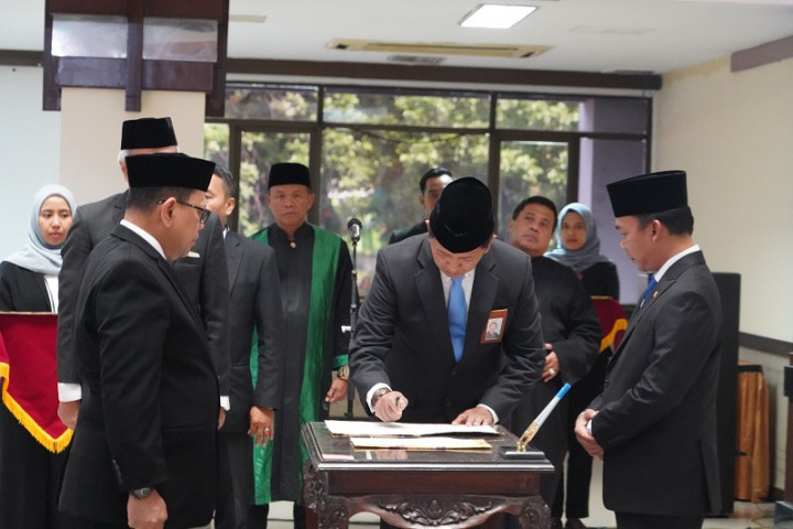Menteri Wihaji Lantik Inspektur Utama dan 9 Pejabat Kemendukbangga/BKKBN