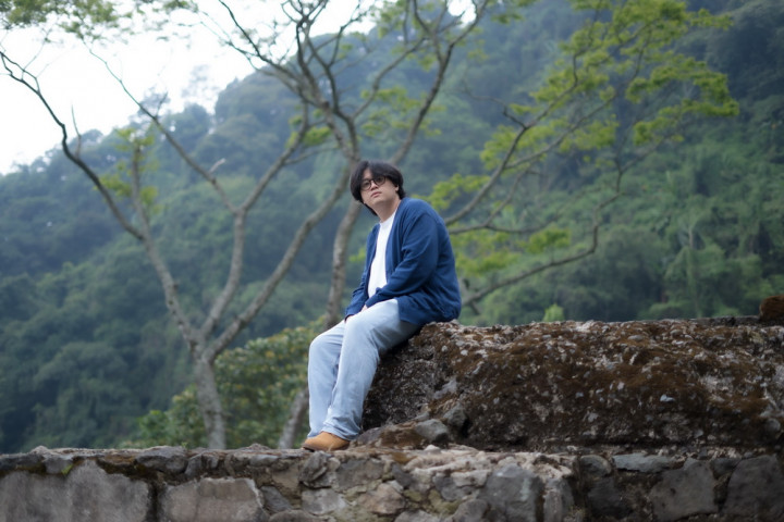 Ajakan Berbagi Beban Hidup di Single 'Bedtime Stories' Milik Ravi Andika