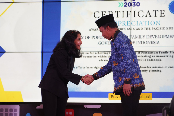 Kemendukbangga Raih Penghargaan Internasional atas Cakupan KBPP Tertinggi