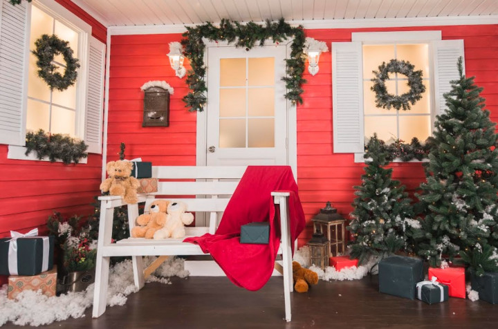 Kenapa Perayaan Natal Identik dengan Warna Merah dan Hijau? Ini Maknanya