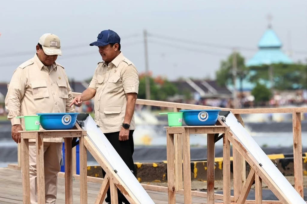 Presiden Tebar Benih Ikan Nila Salin di Karawang