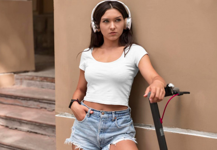 Alasan Pakaian Crop Top Sangat Digemari Anak Muda