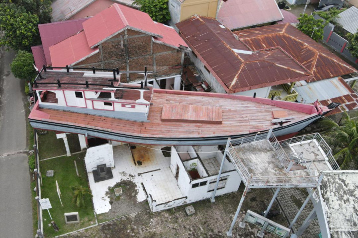 Kapal di Atas Rumah, Simbol Harapan dan Keselamatan dalam Tragedi Tsunami Aceh