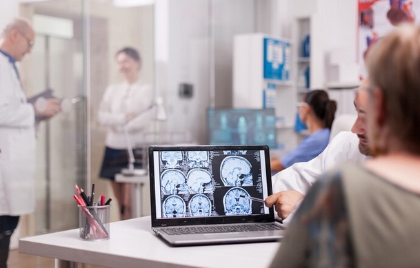 Kenali Penyebab Kelainan pada Otak dan Cara Mutakhir Mendeteksinya