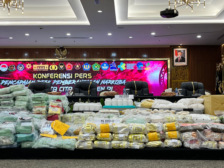 1 Ton Sabu hingga 370 Ribu Butir Pil Ekstasi Disita, Begini Penampakannya